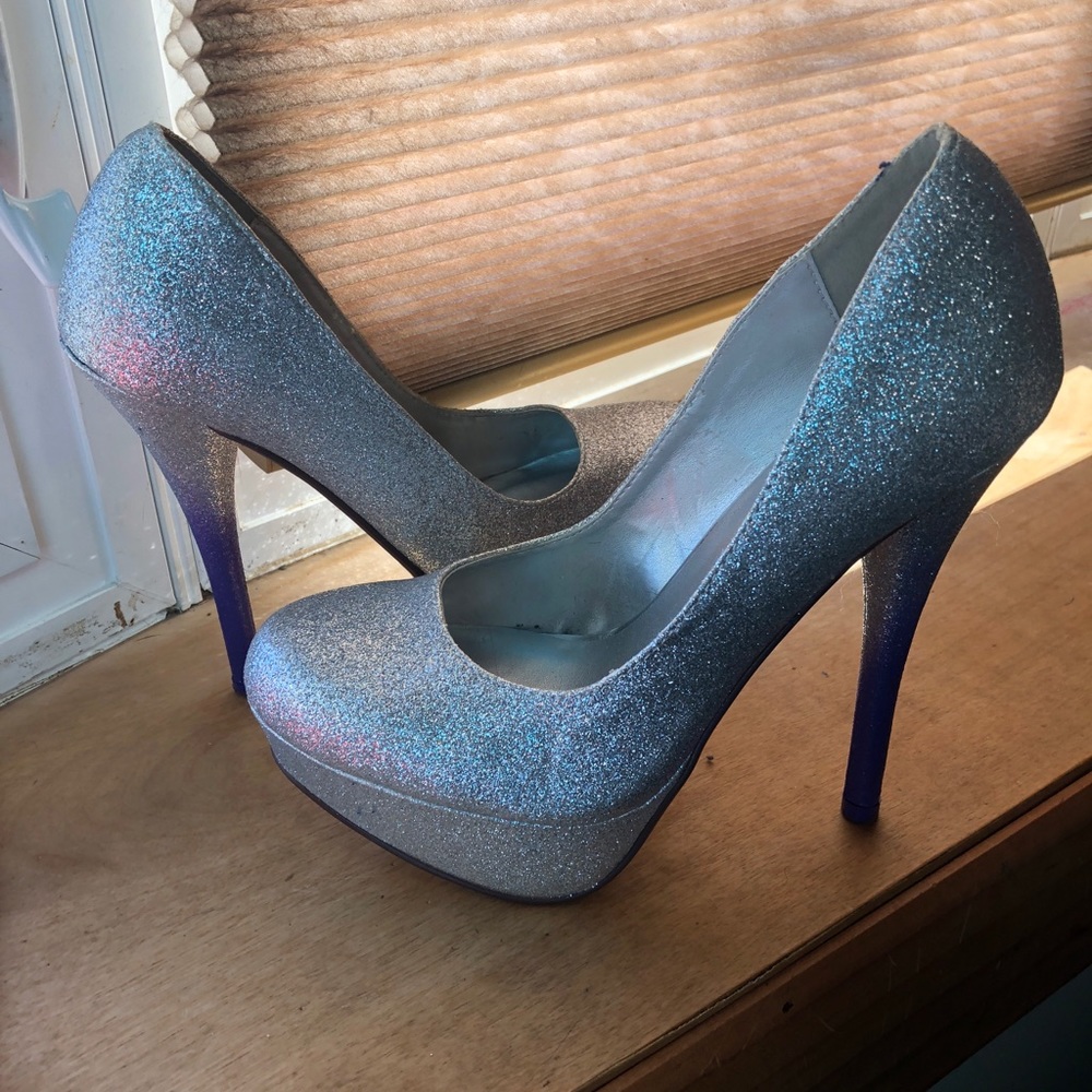 Sliver glitter pumps with purple heel